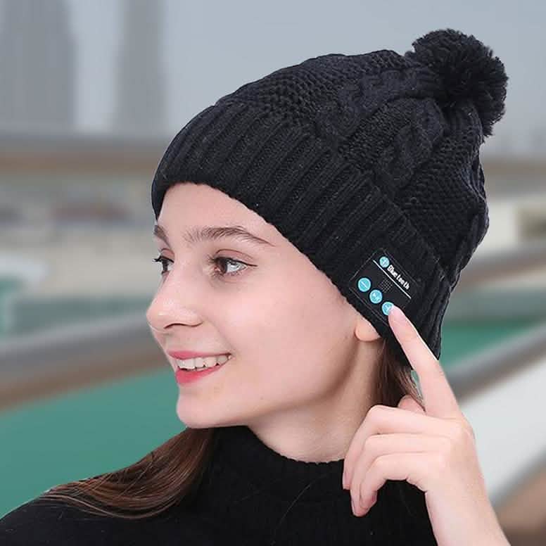 Bluetooth Pom-Pom Beanie - Assorted Colors